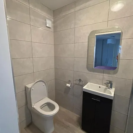 דירה Clifden 1 Bedroom